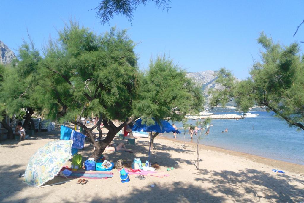 Apartments Sea View Omiš Esterno foto